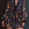 Plataforma de Moda Transfronteriza Europea y Americana Independiente Otoño 2025 Nuevo Vestido Corto Elegante de Organza con Cuello en V y Mangas Largas para Mujer con Cintura Ceñida