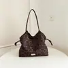 Outono 2026 Novo Estilo Coreano Ins Bolsa Tote Estampada de Leopardo Preguiçosa Grande Capacidade Trabalho Deslocamento Moda Atacado Bolsas Femininas