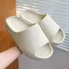 Pantuflas de Verano para Pareja Estudiante Hombre y Mujer para Uso Interior y Exterior Hogar Antideslizantes Suela Gruesa Pantuflas de eva Pantuflas de Baño Antideslizantes