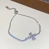 Pulsera Cruz Redonda de Circonita Estilo Corte Francés, Pulsera de Estilo Minimalista de Alta Gama, Joyería Versátil de Lujo Ligero de Moda para Mujeres