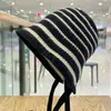Sombrero de Pescador de Punto Rayado Otoño e Invierno para Mujer, Sombrero de Cubo Cálido para el Sol, Elegante Sombrero Cloche de Lana, Sombrero Versátil con Protección Solar