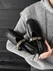 Reino UnidoEn StockCuña Tejida Hueca Slip-On para Mujer Casual Versátil que Aumenta la Altura Mules