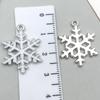 Mezcla de 20 gotas navideñas de aceite blanco K, aleación, accesorios de joyería DIY, Papá Noel, muñeco de nieve, campana, alce, pulsera colgante
