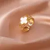 Anillo para Mujer, Lujo Accesible, Diseño de Nicho de Gama Alta, Flor de Trébol, Anillo Exagerado, Joyería para la Mano, Apertura Ajustable