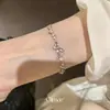 Pulsera de flor de circón ultrabrillante de estilo europeo y americano, pulsera de estilo de lujo exquisito, joyería de lujo ligero de alta gama para mujer