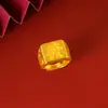 Anillo de hombre de lujo chapado en oro de 24k imitación, grande, que muestra ambición, dominante, celebridad de internet, joyería en vivo, oro arena, anillo de viento en popa
