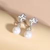 Aretes de botón de plata esterlina S925, aretes de borla de trébol de cuatro hojas, incrustados con perlas de imitación, aretes de botón elegantes de temperamento japonés y coreano