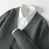 Cardigã de Lã Masculino Gola V Novo Solto Tamanho Grande Suéter Peça de Roupa Externa Casual para Meia-Idade Suéter Masculino de Botão Único Manga Longa