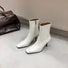 Outono/Inverno 2026~Botas Femininas Elegantes e Versáteis de Salto Alto Bloco Quadrado Fino, Botas Curtas de Estilo Minimalista, Botas Chelsea, Botas de Cano Curto