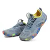 Zapatos de playa de verano para niños transfronterizos, zapatos de natación de punto volador de corte bajo, zapatillas deportivas para fitness y running, zapatos para vadear y seguir arroyos, venta al por mayor de fabricante