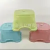 Banqueta Plástica Simples para Uso Doméstico, Banqueta Baixa Pequena Espessada, Empilhável, Cadeira Confortável para Quarto Nórdico, Banco Quadrado Borboleta