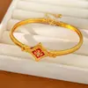 Colar folheado a ouro 24K real com incrustação de zircônia e design floral de gota de óleo, corrente para clavícula de luxo leve de nicho, conjunto de joias personalizado vintage