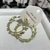 Pendientes Metálicos de Mariposa Tridimensional Inspirados en el Diseño para Mujer, Únicos y Exquisitos, de Moda y Tendencia, Versátiles para el Trabajo, Pendientes y Accesorios para Orejas