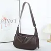 Nova Bolsa Feminina de Couro Genuíno Mais Vendida, Bolsa de Bolinho Transfronteiriça de Couro de Bezerro de Primeira Camada, Bolsa Transversal de Ombro Casual para o Dia a Dia