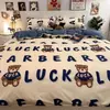 Juego de Cama Antártico de Cuatro Piezas Femenino Sencillo Funda Nórdica Sábanas Doble Juego de Tres Piezas Dormitorio de Estudiantes Rosa