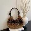 Bolso de axila retro de gran capacidad transfronterizo para mujer, nuevo y moderno y versátil de felpa para bolso de mano/hombro, principios de otoño 2026