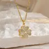 Novo Colar de Trevo de Quatro Folhas com Microincrustação de Zircônia Corrente para Clavícula de Flor Feminina Simples Elegante Luxo Leve Nicho Grama da Sorte Versátil