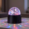 Lámpara de Bola Mágica de Cristal Mini Lámpara de Atmósfera Giratoria de Siete Colores Decoración de Escritorio para Fiestas Luz Nocturna Regalos Transfronterizos En Stock