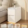 Mesa de cabeceira inteligente ultrafina, luxo leve minimalista moderno, com chave, multifuncional, pequeno armário de cabeceira de madeira maciça para uso doméstico, sem necessidade de instalação