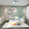 Papel de parede listrado de grade com cor de gradiente 3D rosa para quarto de menina, quarto infantil, jardim de infância, sala de aula moderna
