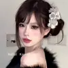 Pasador de Pelo Rojo con Flores Retro Japonés Estilo Súper Hada Vacaciones en la Costa Clip Lateral Atmósfera de Deseo Puro Pasador de Pelo con Flores Artificiales