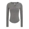 Camisa Base Elegante de Manga Longa para Mulheres, Nova T-Shirt Cinza para o Início do Outono 2026, Top Único Estilo Coreano Emagrecedor