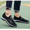 Sapatos de Tecido Old Beijing Versáteis da Moda Masculina, Slip-on Confortáveis Cruzados de Cano Baixo Casuais, Sapatos Masculinos para Caminhada