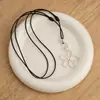 Collar Colgante de Flor Hueca de Metal Plateado con Cordón Negro Estilo Ins Coreano para Mujer Cadena de Clavícula Versátil de Alta Gama a la Moda