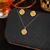 Conjunto de Brincos e Colar Weidni de Luxo Acessível, High-End, Elegante, Moderno e Versátil, Atacado para Mulheres