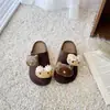 Sapatos de Inverno Simples Estilo Coreano para Meninas Pantufas de Pelúcia Cabeça de Pão Primavera/Outono 2026 Novos Sapatos Preguiçosos de Um Passo Sapatos Birkenstock Tendência