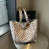 Bolsa de Ombro Xadrez Color Block Moda Transfronteiriça Chegada Nova Outono 2026 Grande Capacidade Bolsa de Mão de Veludo Bolsa Tote para o Trabalho