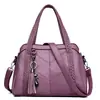 Bolsos de mujer más vendidos para exportación: Estilo europeo y americano, bolsos de hombro para mujeres de mediana edad, bolsos tote retro de gran capacidad, bolsos de mano de cuero suave