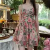 Vestido con Tirantes Floral Elegante de Cintura Alta para un Look Adelgazante, Estilo Hada Primavera y Verano Estilo Francés Nueva Falda Corta de Línea A para Personas Bajas