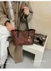 Bolsa Grande Estampa Leopardo Retrô Feminina 2026 Outono/Inverno Nova Bolsa de Ombro Única para o Dia a Dia Bolsa Tote Simples Bolsa Saco