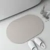 Tapete de Banheiro de Terra de Diatomáceas Cor Sólida Transfronteiriço, Tapete de Pé de Banheiro Oval Absorvente de Água Antiderrapante de Secagem Rápida, Mais Vendido na Amazon
