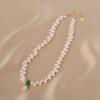 Moda de Lujo Ligero Suave Suave Estilo de Celebridad Colgante Cuadrado de Esmeralda Zircón Incrustado Collar de Perlas de Agua Dulce