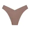 Roupa Íntima Feminina Plus Size Europeia e Americana Sem Costura Cintura em Forma de V de Seda Gelada Forro Confortável de Algodão Respirável Fitness Briefs Feminino Atacado