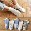 Calcetines Zhuji al por mayor Primavera y Otoño Todas las estaciones Hombres y Mujeres Mismo estilo Pareja Nuevos Calcetines Deportivos Casuales para Correr Calcetines para Hombre