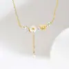 Producto Transfronterizo Más Vendido de Amazon: Collar de Flor de Viento Suave de Camelia y Mariposa con Zirconia, Joyería de Collar de Alta Gama