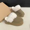 Sapatos peludos de sola grossa, chinelos fechados estilo Birkenstock para mulheres, nova coleção outono/inverno 2026, botas de neve forradas com fleece, chinelos de algodão