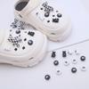 Decoração de Sapato Tamanco Fashion DIY Acessórios de Combinação de Cores Preto e Branco Fivela Criativa para Sandálias
