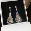 Pendientes de Plata Aguja con Cristales, Forma de Gota, Lujo Ligero, Moda de Alta Gama, Pendientes Sencillos, Versátiles para el Uso Diario, para Mujeres