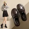 Zapatos de cuero para mujer estilo británico, nuevo modelo otoño 2026, punta redonda, antideslizantes, suela blanda, mocasines de moda inspirados en Chanel