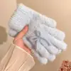 Luvas de Pelúcia Tricotadas Azuis Fofas Coreanas com Laço para Mulheres no Inverno Forradas com Fleece para Heattech e à Prova de Frio com Dedos Peludos