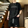 Camiseta tie-dye de manga curta com vibe americana para homens, nova marca da moda de verão, conjunto de duas peças estilo dirty youth fashion com shorts