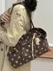 Bolsa de mão feminina tendência de poá estilo coreano, nova bolsa de ombro e sob o braço para o dia a dia 2026