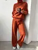 Conjunto de Moda 2026 Outono e Inverno Transfronteiriço Amazon Europeu e Americano Gola Alta Cor Sólida Patchwork Tricô Conjunto de Duas Peças