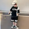 Conjunto de Verano para Niños Moderno de Manga Corta Fresco y Elegante Nuevo Modelo 2026 para Niños Mayores Ropa de Verano de Moda para Niños