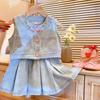 Traje de mezclilla de moda para niña 2025 Verano Nuevo Estilo Coreano Top Chaleco para Niños Falda Plisada Conjunto de Dos Piezas