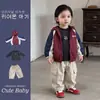 Conjunto de chaqueta recia para niños para niños, chaqueta de estilo casual con bloques de color para primavera y otoño y conjunto de tres piezas de pantalones cargo